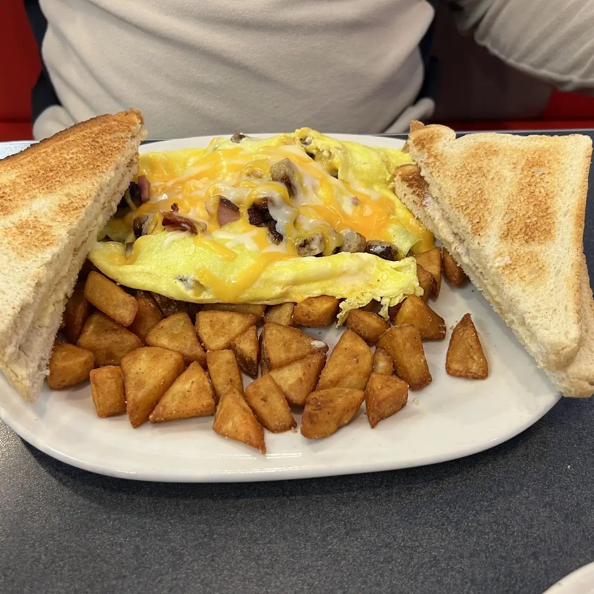 Cheese Omelette with Hash Browns