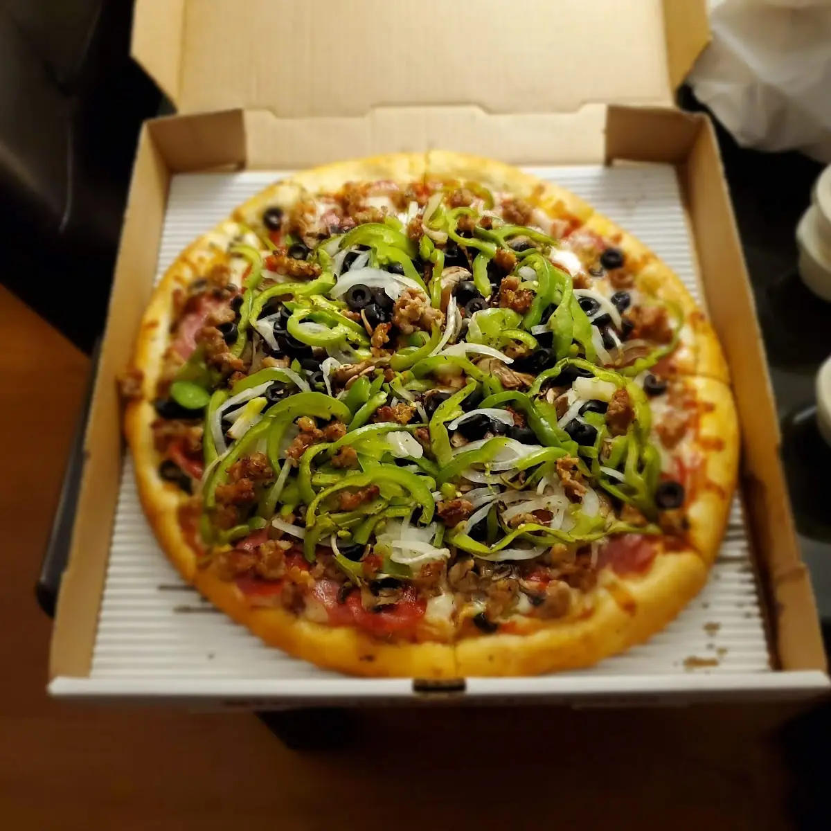 Gino's Supreme Pizza