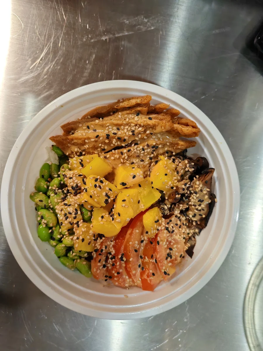 H D Sushi Classic Sushi Poke Bowl, H&D Sushi Japanese Restaurant