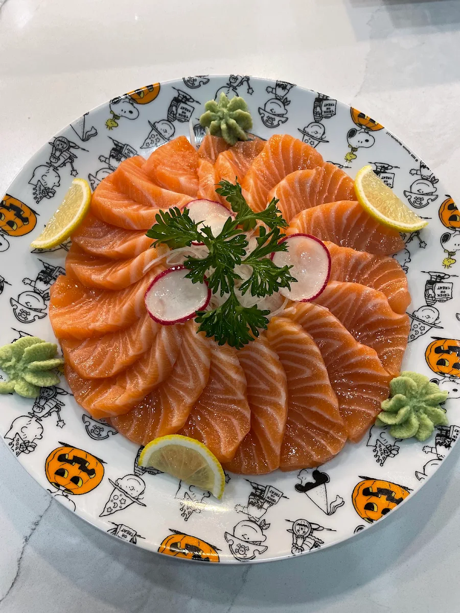 Salmon Sashimi, H&D Sushi Japanese Restaurant