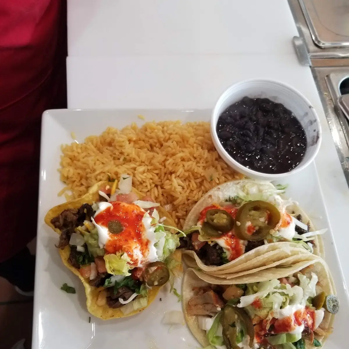2 Tacos 1 Enchilada Combo