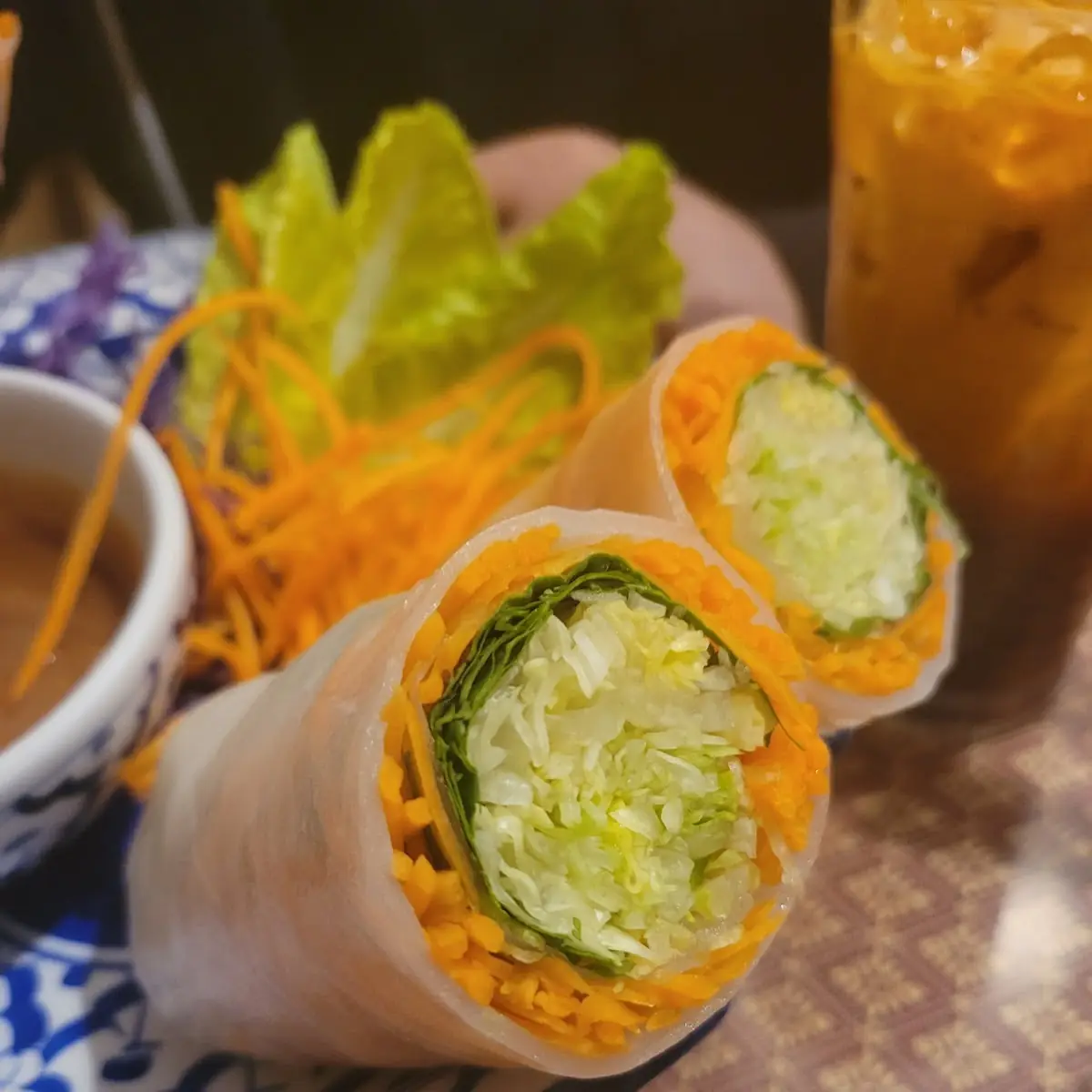 Salad Rolls w Peanut Sauce