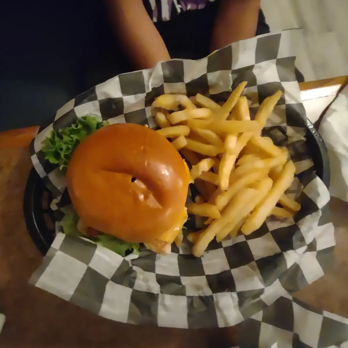 Kids Cheeseburger