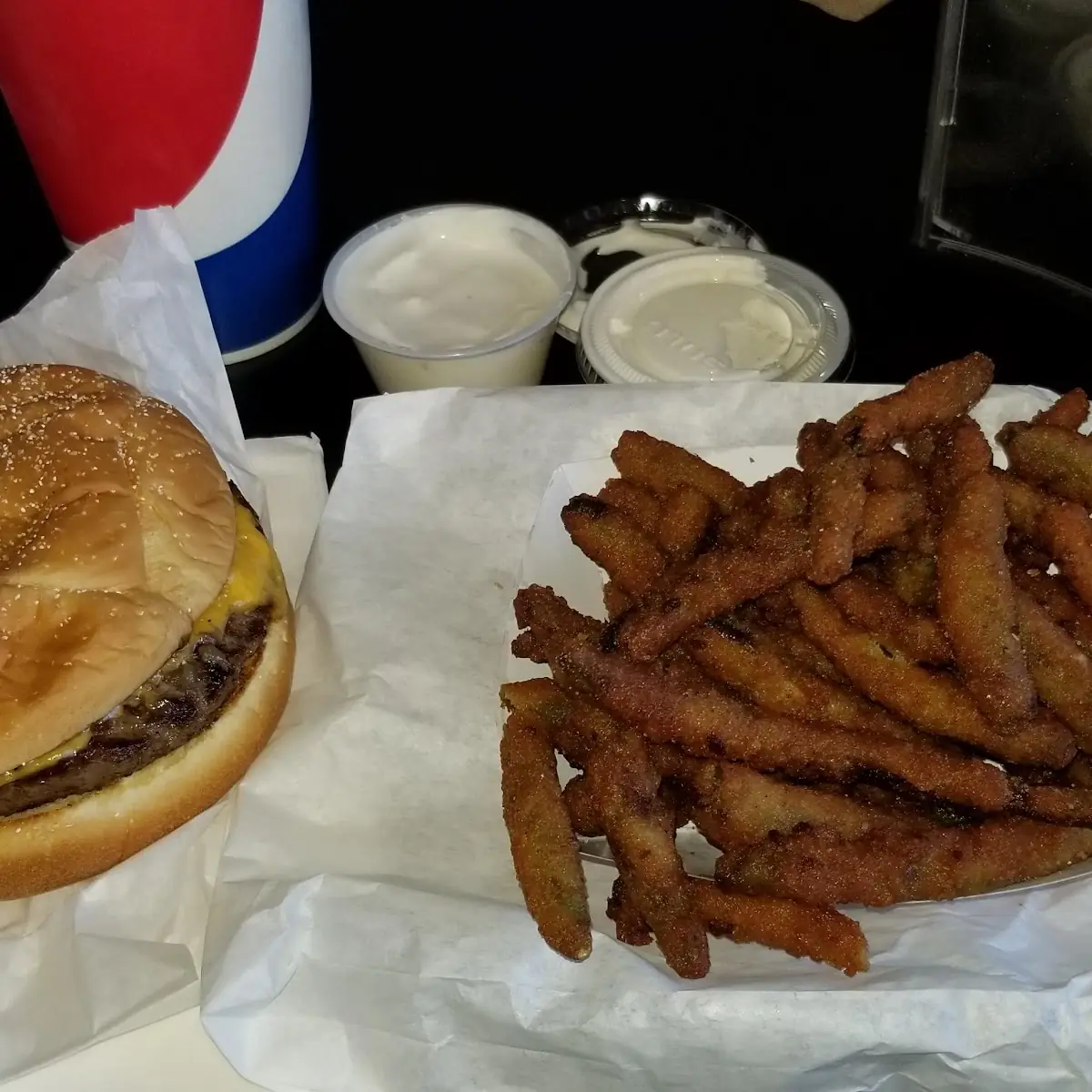 Cheeseburger and Fried Green Beans