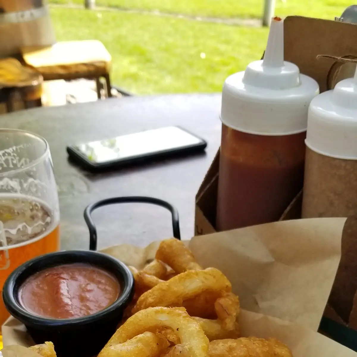 Black and Tan Onion Rings