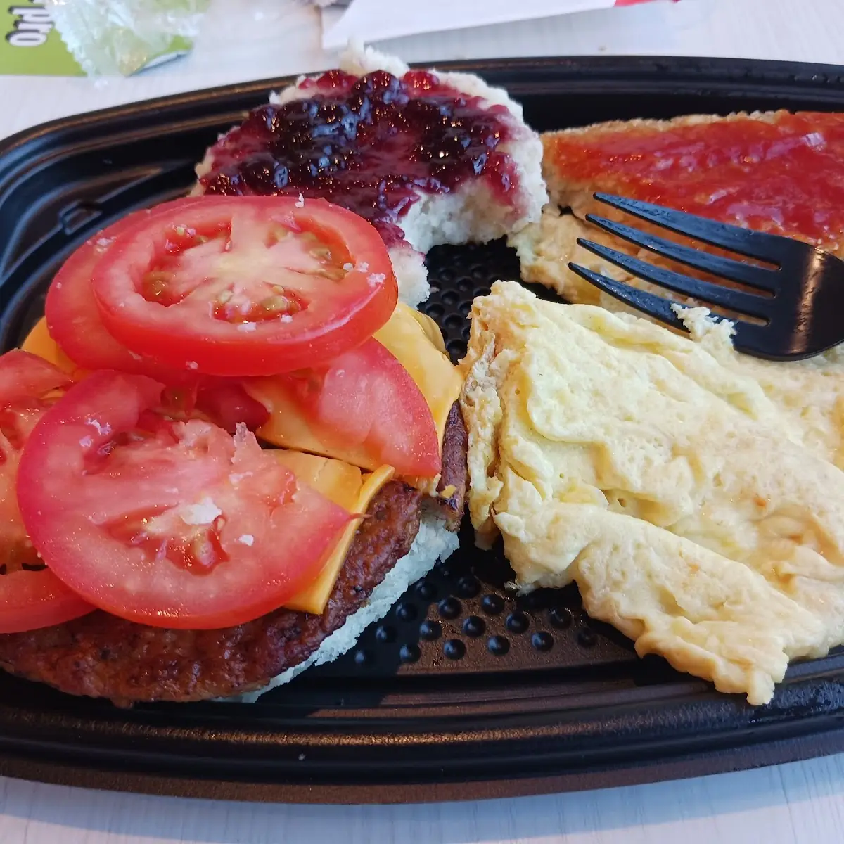 Steak Eggs with Tomatoe