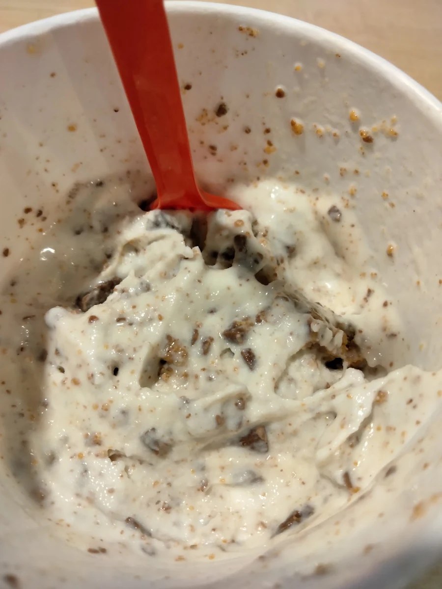 Reese's Peanut Butter Cup Blizzard Treat
