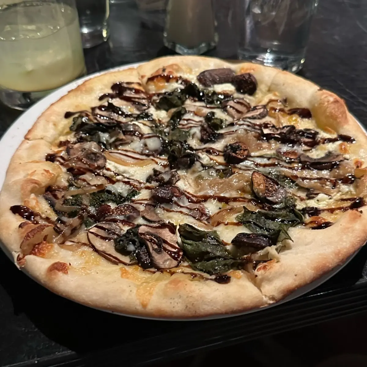 Fig and Mushroom Pizza