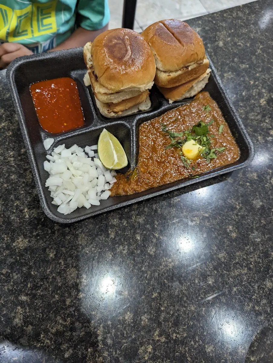 Aloo Tikki Pav
