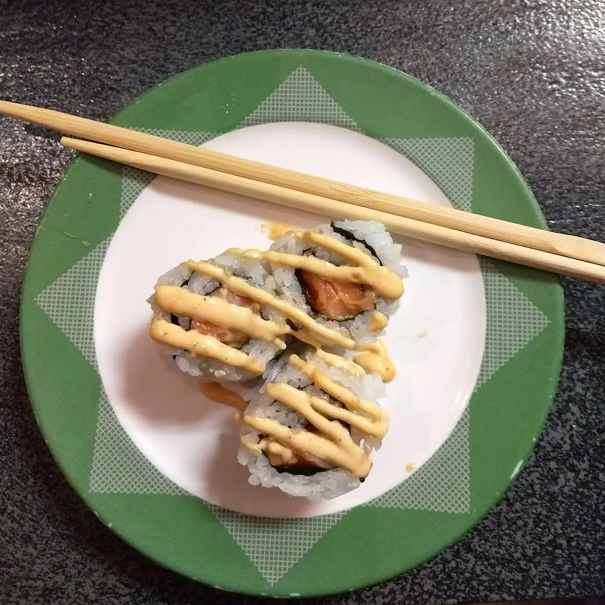 Spicy Salmon Roll