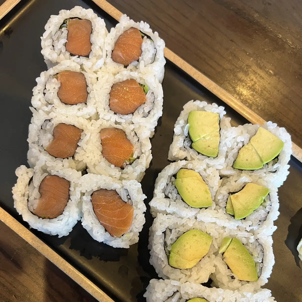 Salmon Roll & Avocado Roll