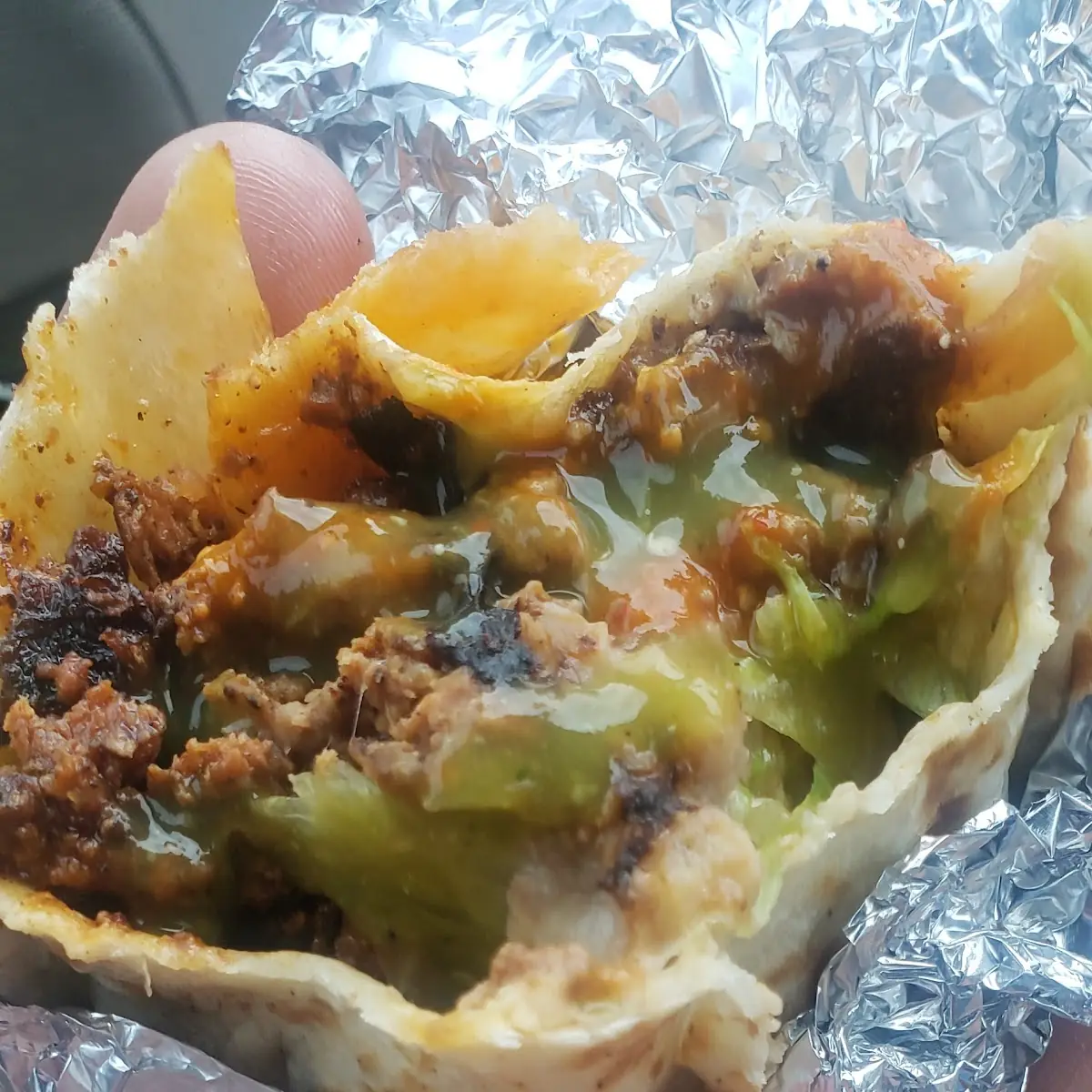 Burrito Con Chorizo Y Al Pastor
