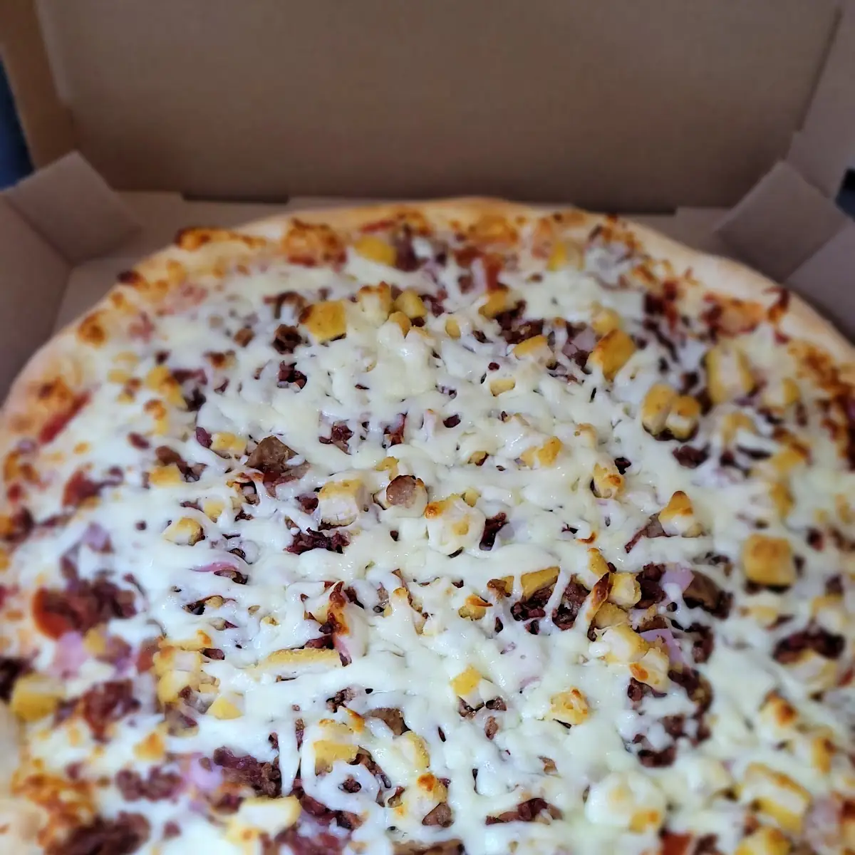 Chicken Bacon Ham Sausage Pepperoni Extra Cheese