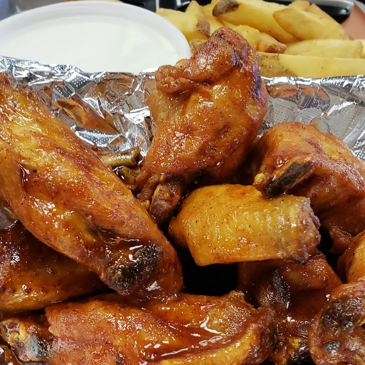 6 PC Wing Special Side and Drink