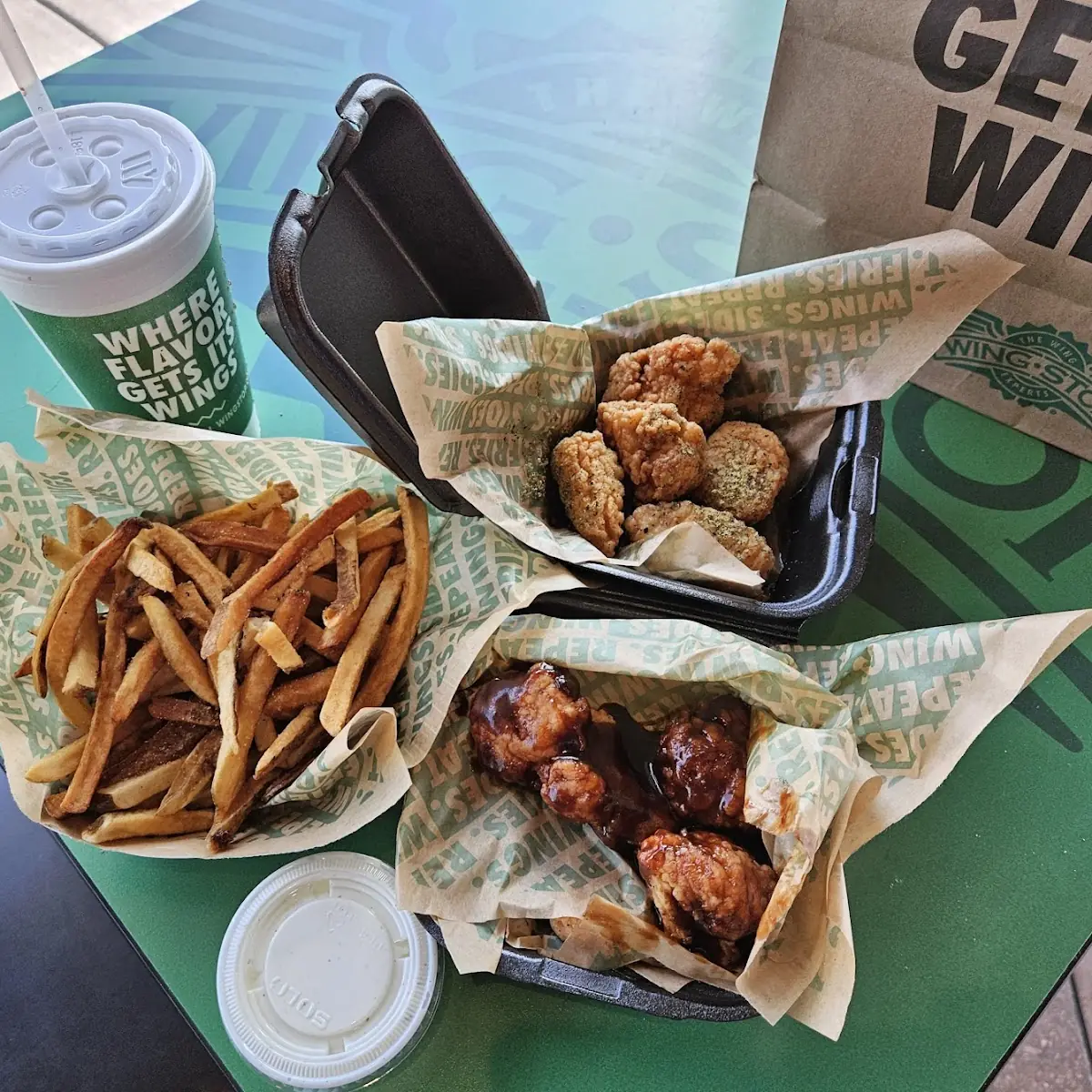 Boneless Wings and Fries