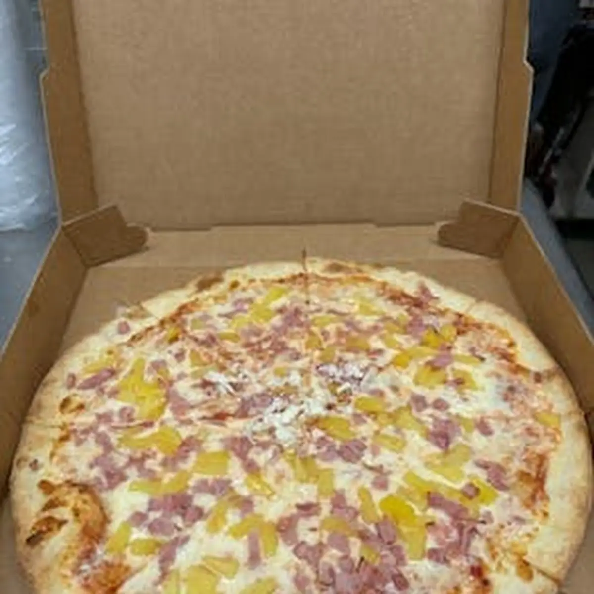 Hawaiian Pizza