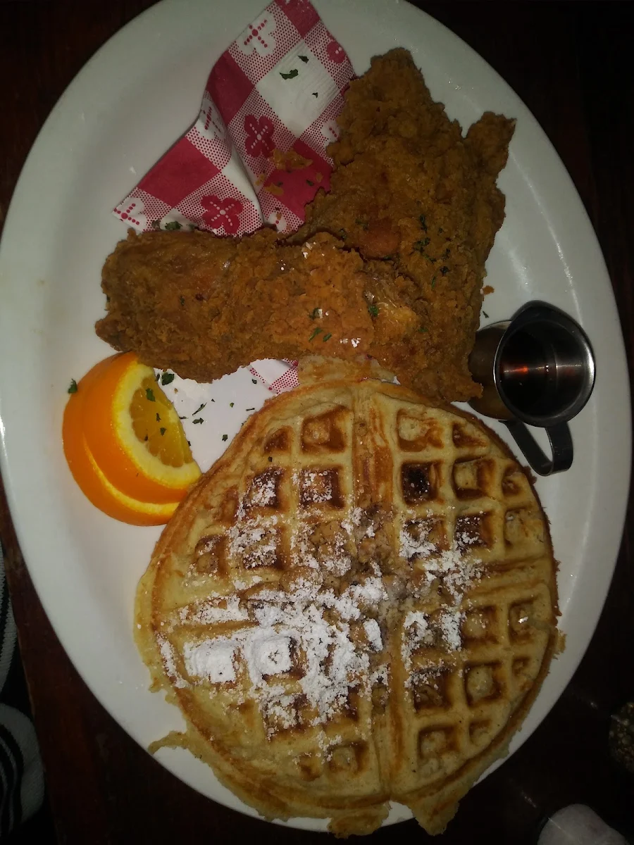 Fried Chicken and Waffle