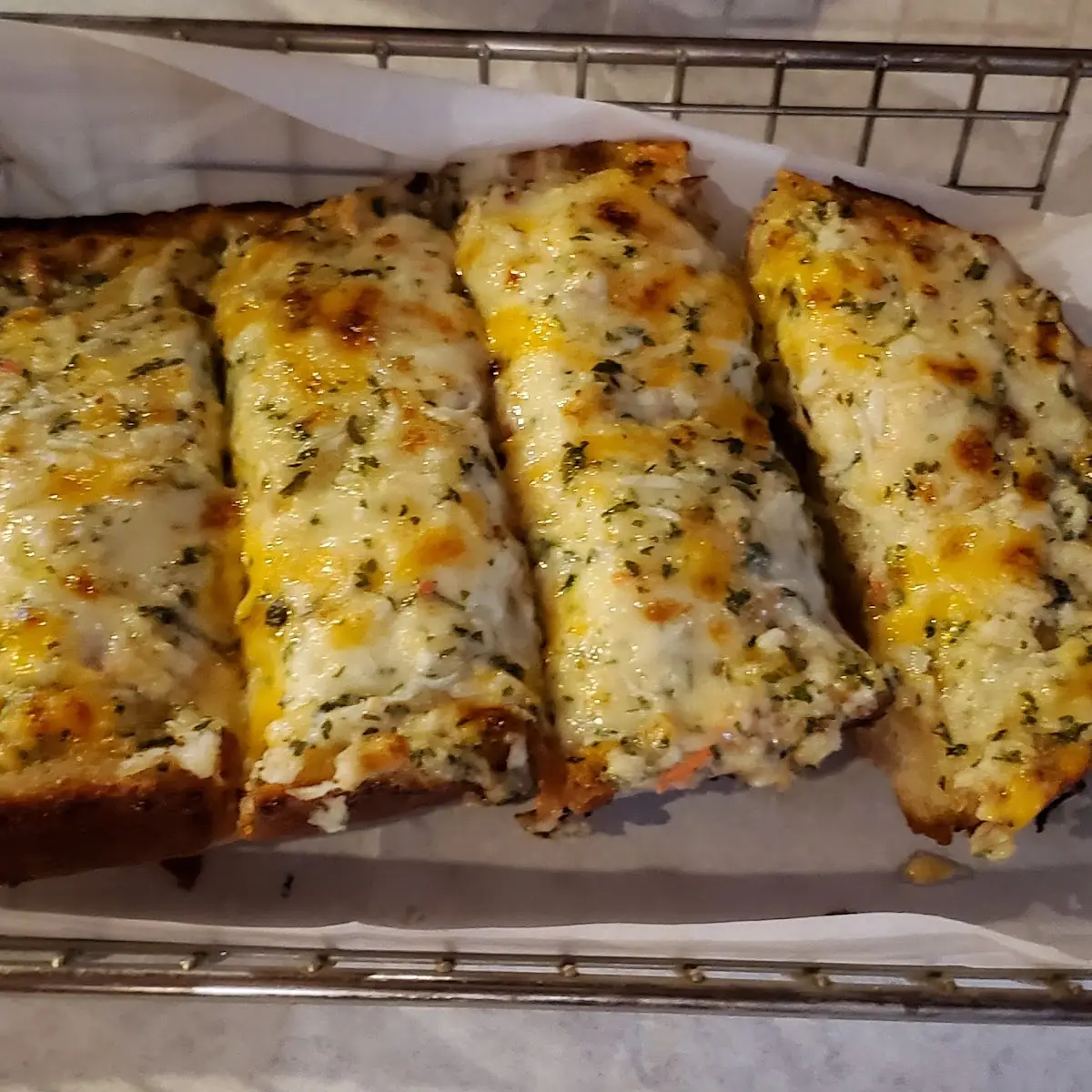 Garlic Cheese Bread