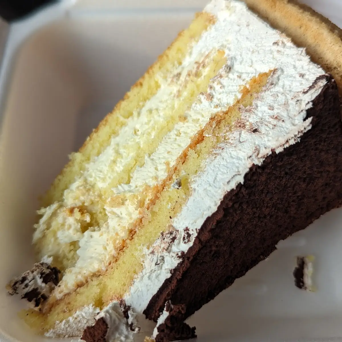 Tiramisu Cake
