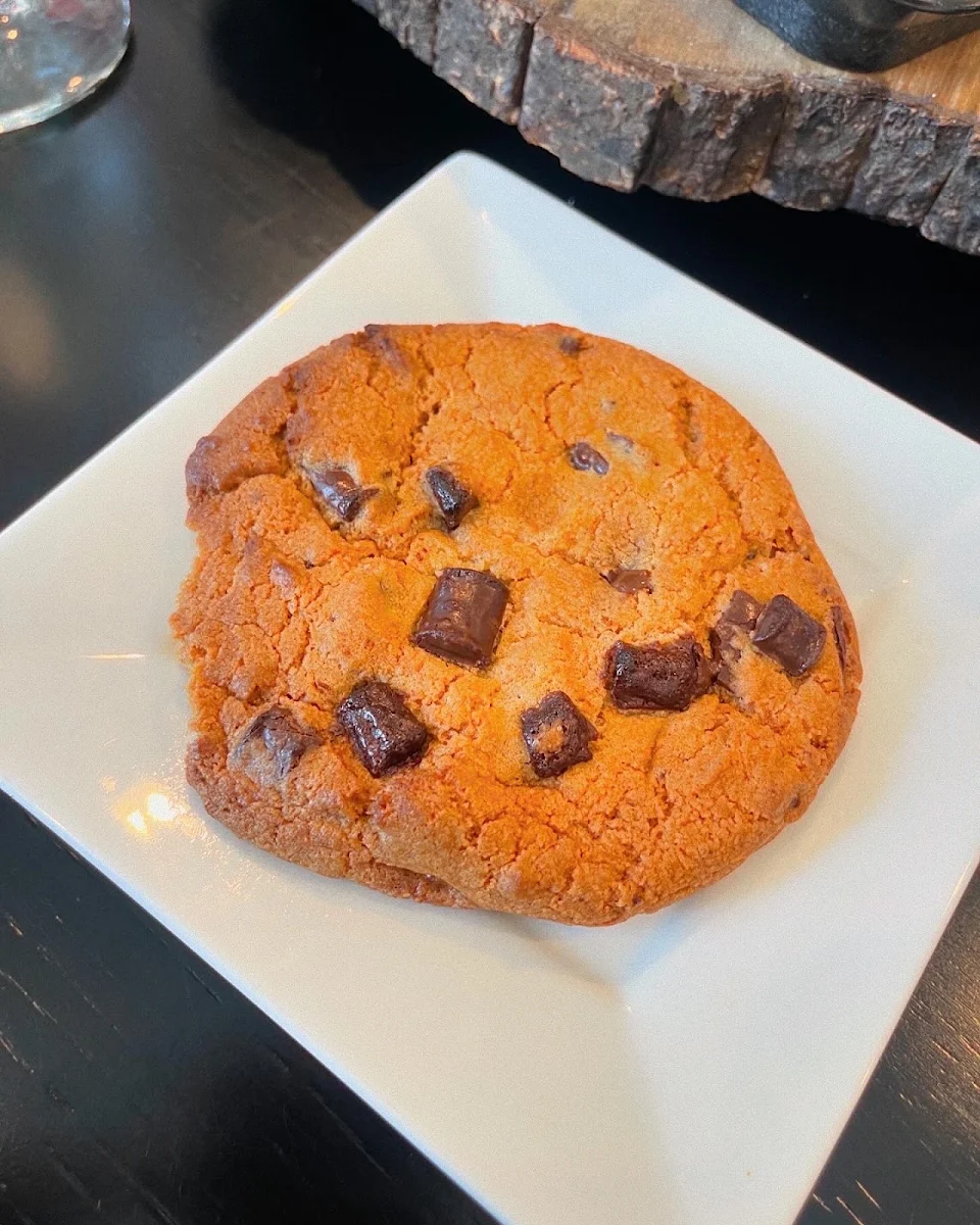 Chocolate Chip Cookie