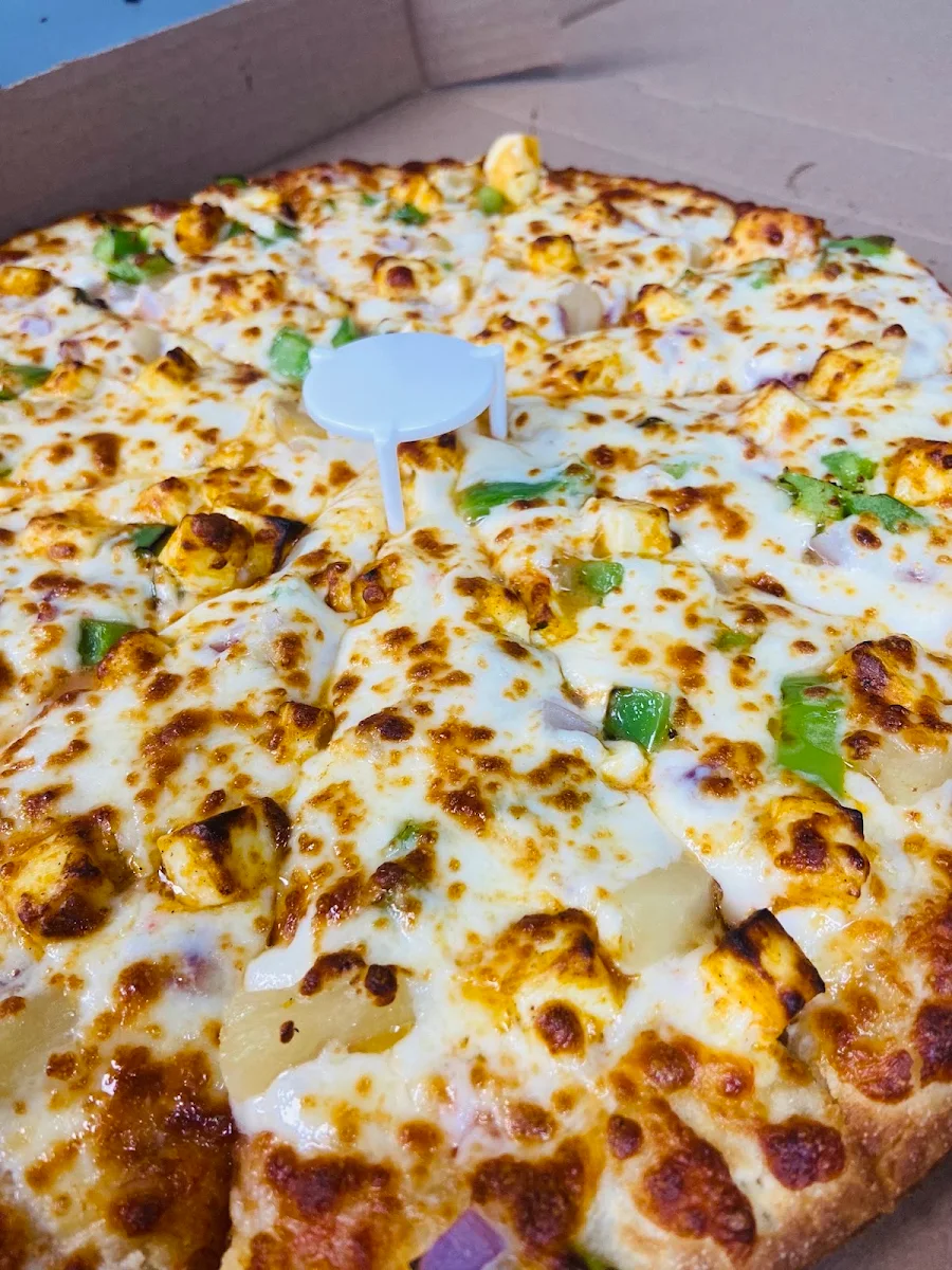 Shahi Paneer Pizza, Pizza Depot Wyandotte