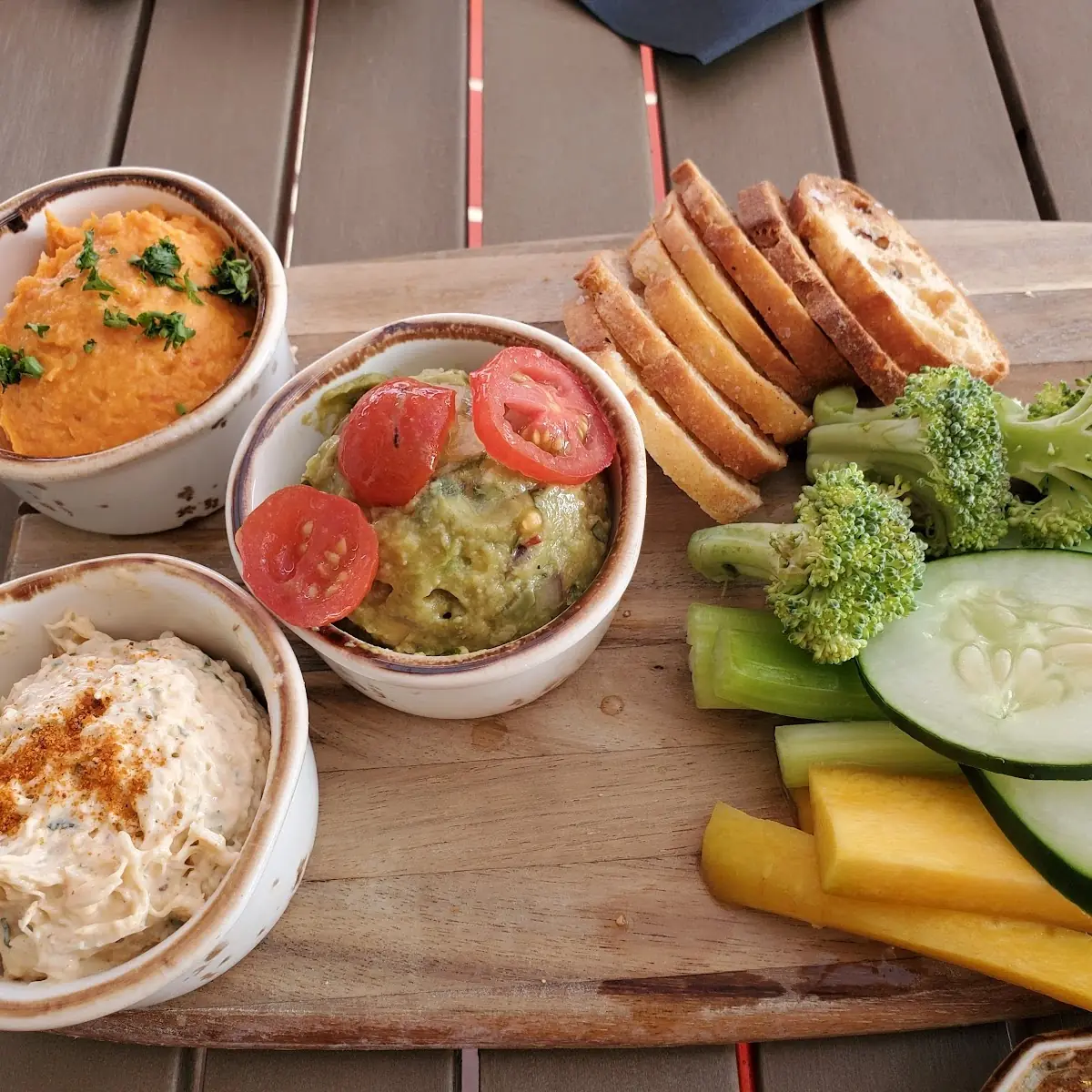Dip Trio