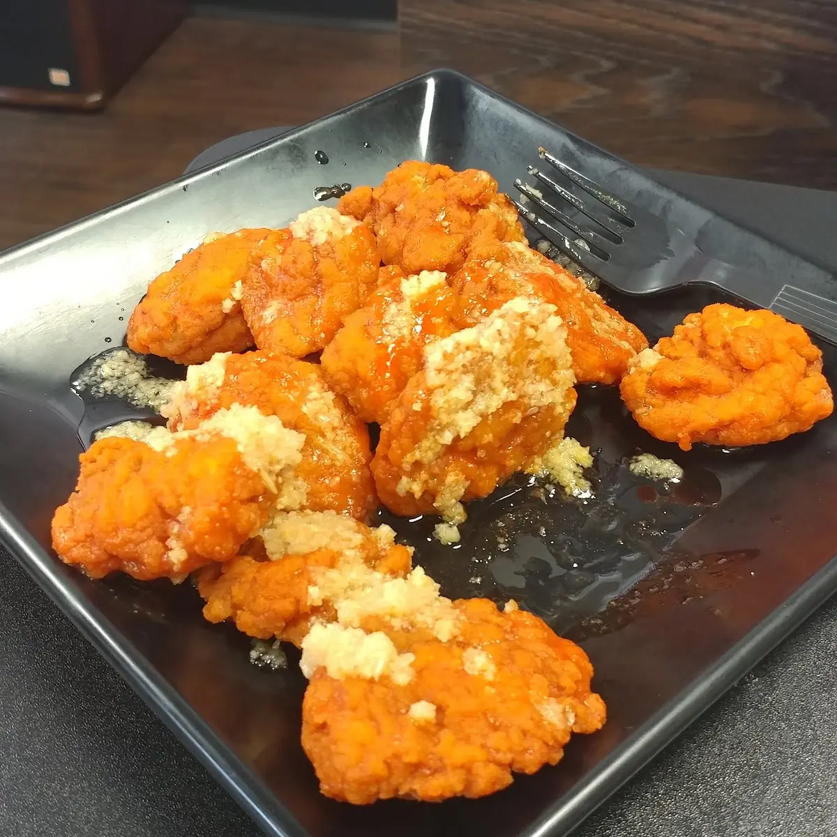 Spicy Garlic Boneless Wings