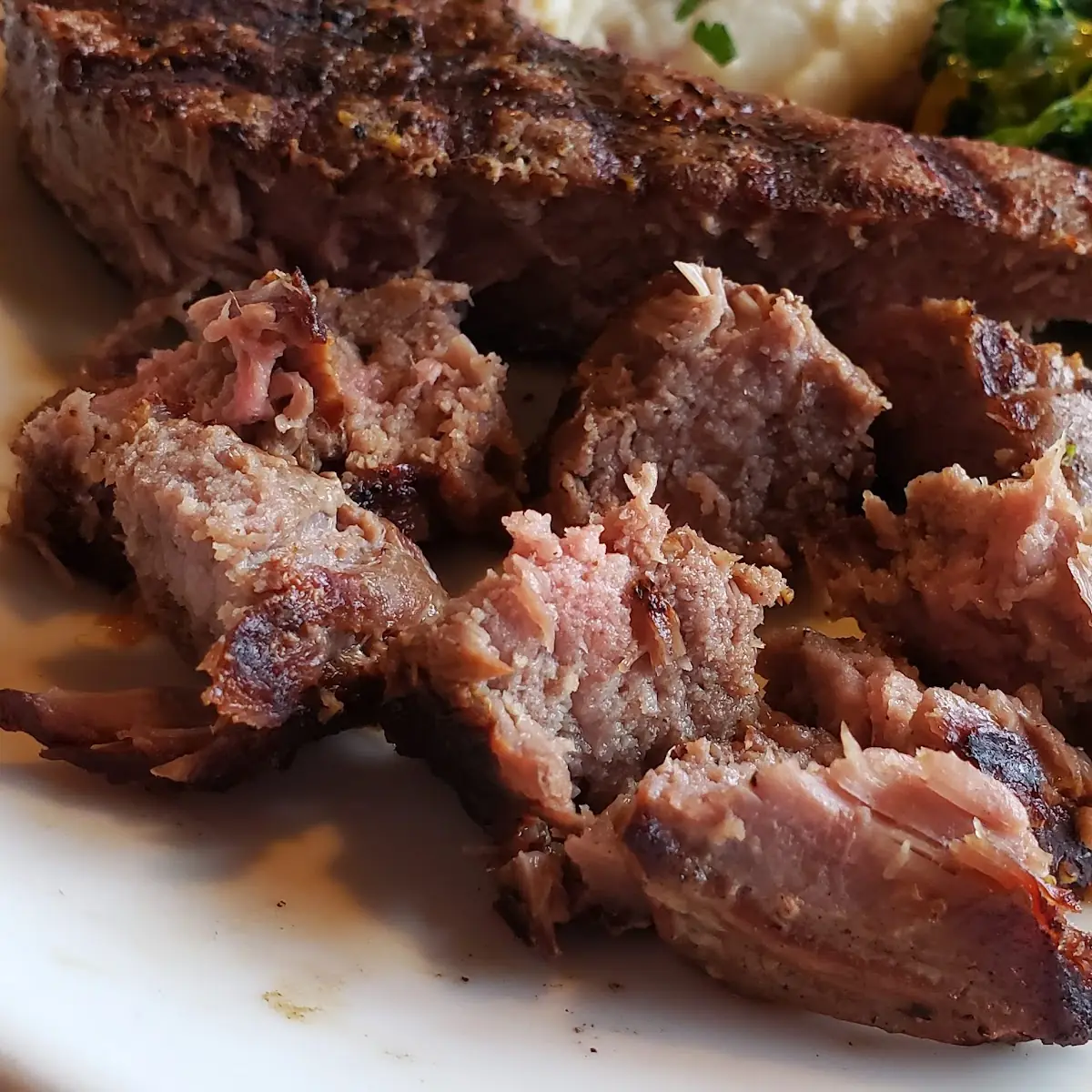 8 Oz Sirloin Steak Garlic Mashed Potatoes