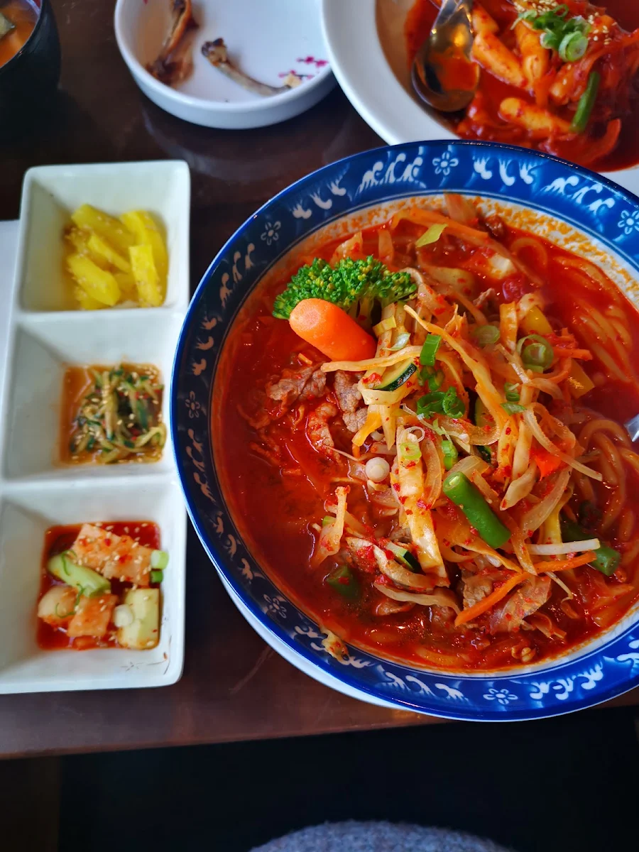 Jjampong, Arigato-2 (Cozy winter cuisine &Bar Ltd. )