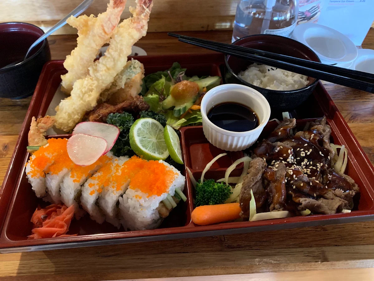 Vegetable Lunch Box, Arigato-2 (Cozy winter cuisine &Bar Ltd. )