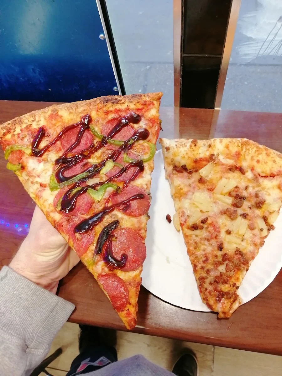Highlights, Ottawa 2 For 1 Pizza