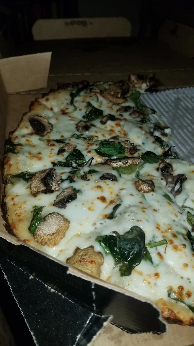 Spinach and Mushroom Pizza