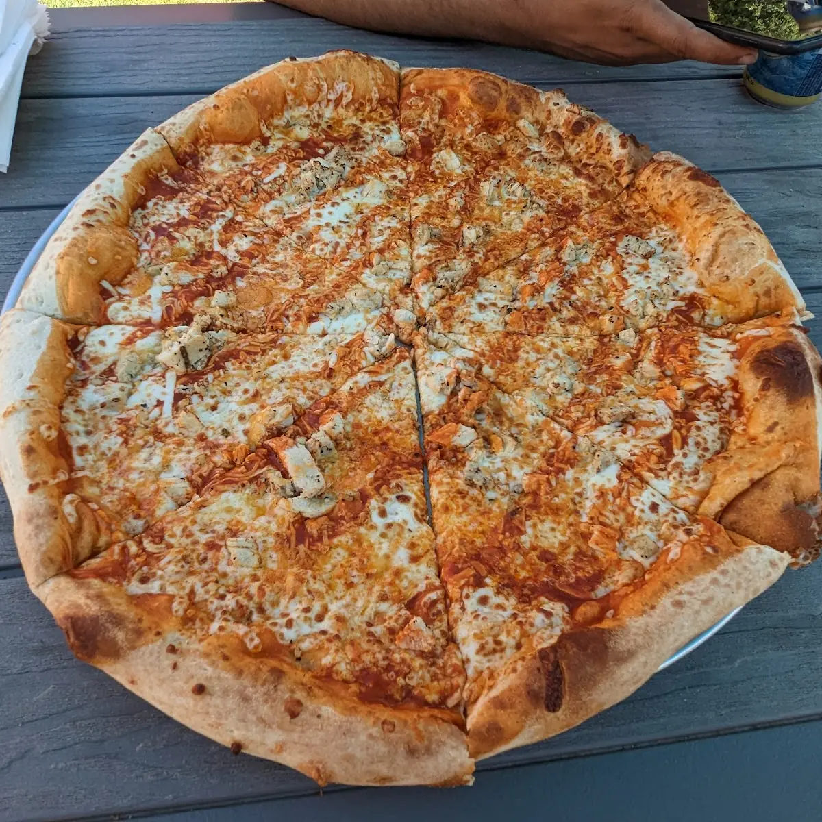 Buffalo Chicken Pizza 18 8 Cut