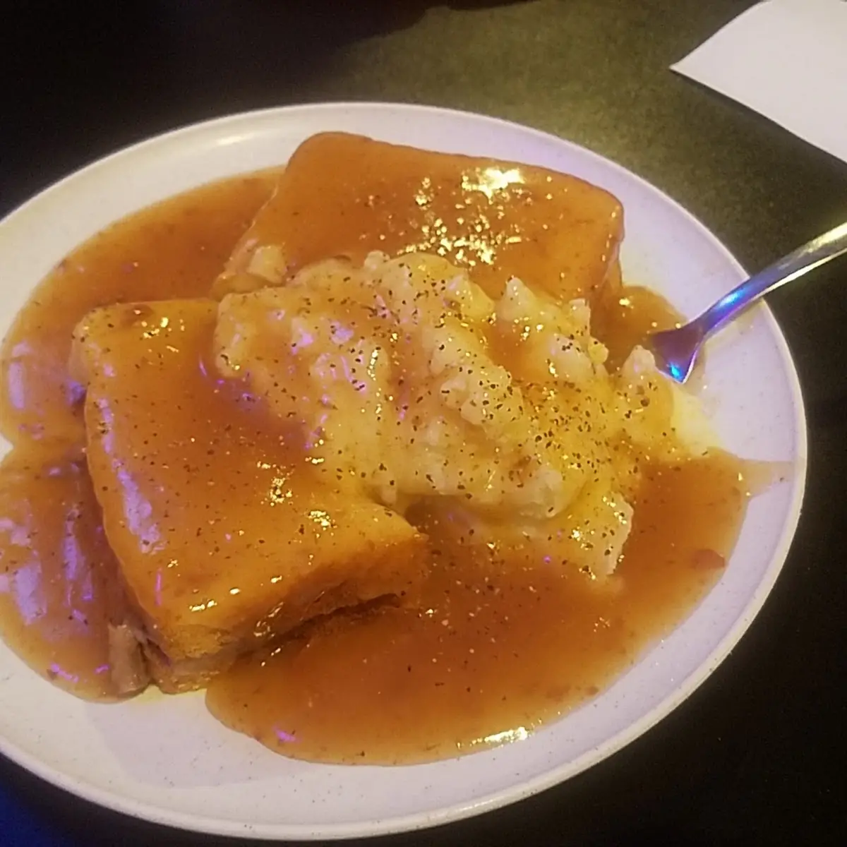Roast Beef Sandwich and Mashed Potatoes with Gravy