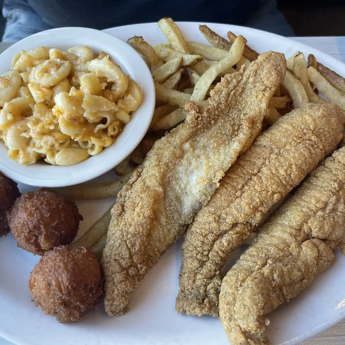 Shrimp and Catfish Plate