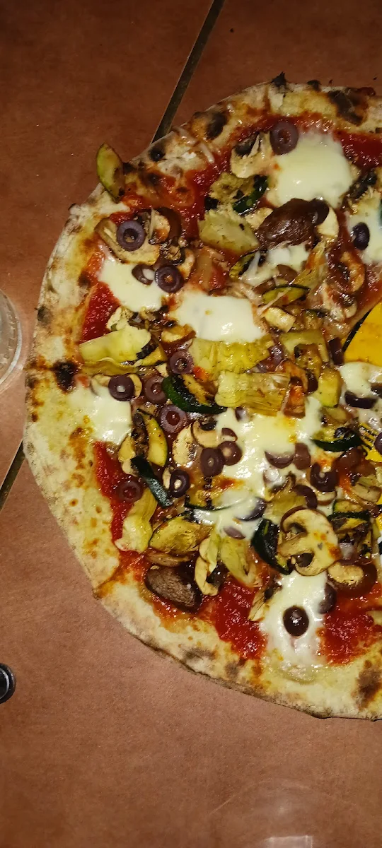 Napoli Centrale, Napoli Centrale Pizzeria