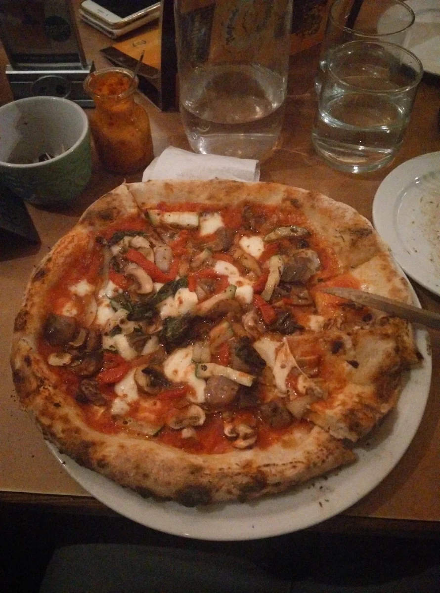 Pizza Ortolana, Napoli Centrale Pizzeria