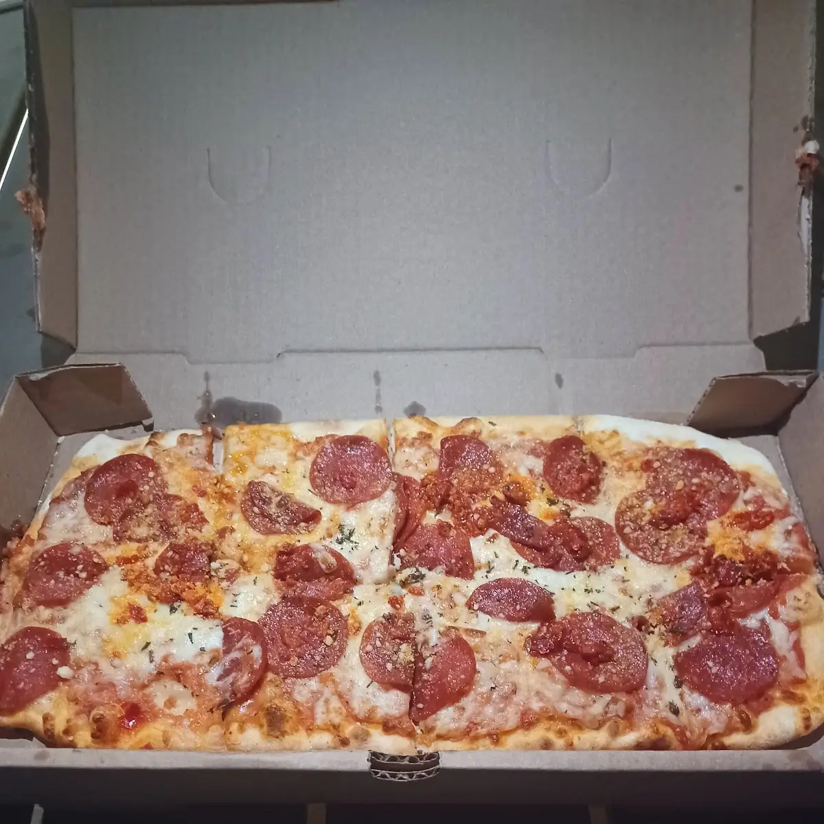 Spicy Pepperoni Flatbread