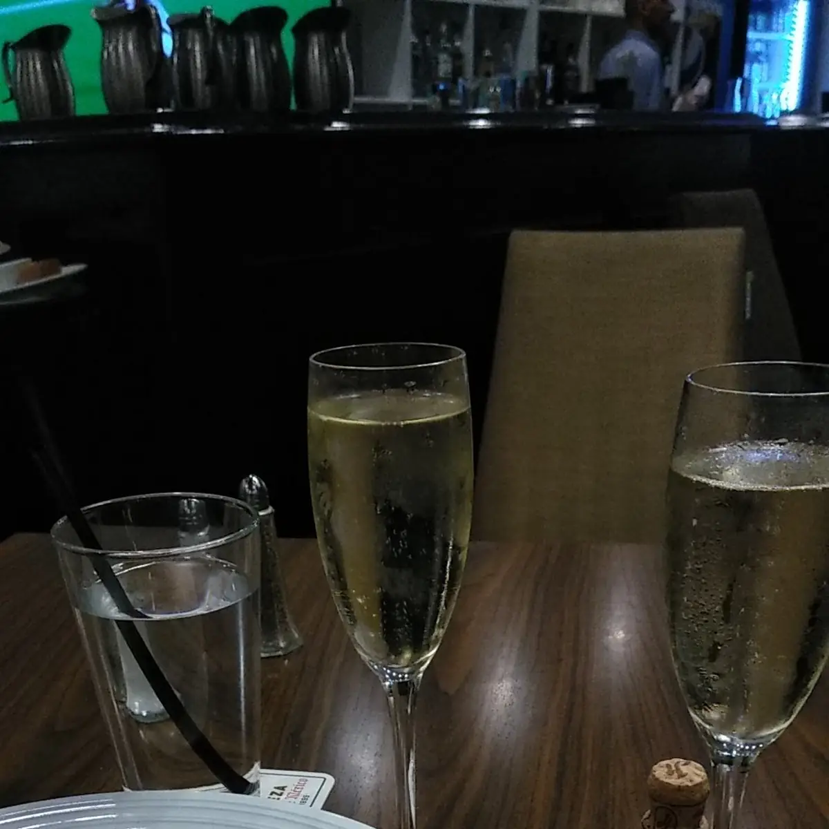 Flatbread Pizza & Champagne