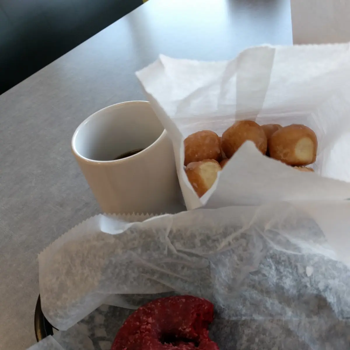 Doughboys Assorted Filled 1/2 Dozen