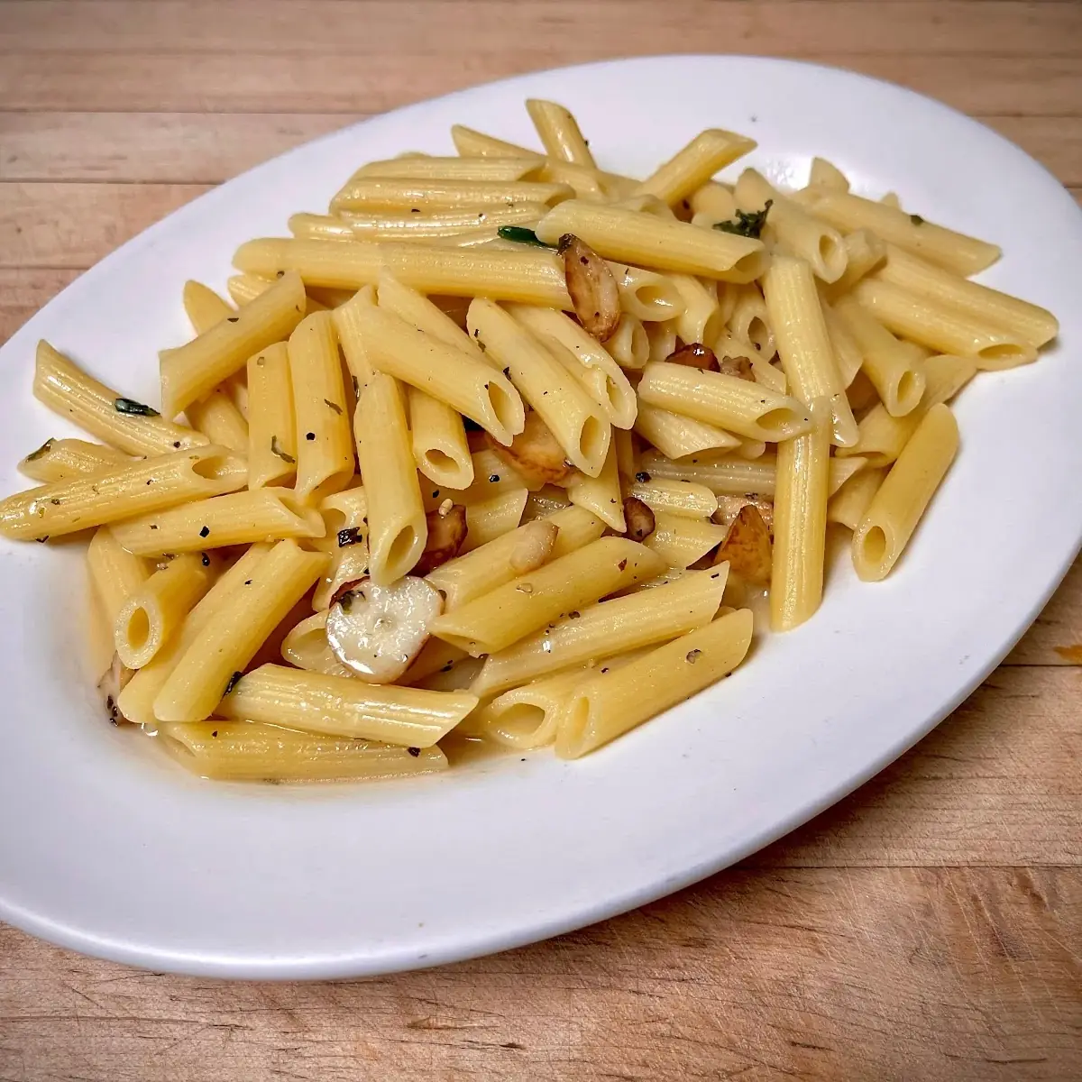 Pasta w Garlic & Oil