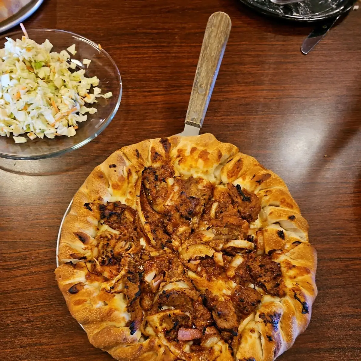 Memphis Barbeque Pulled Pork Pizza