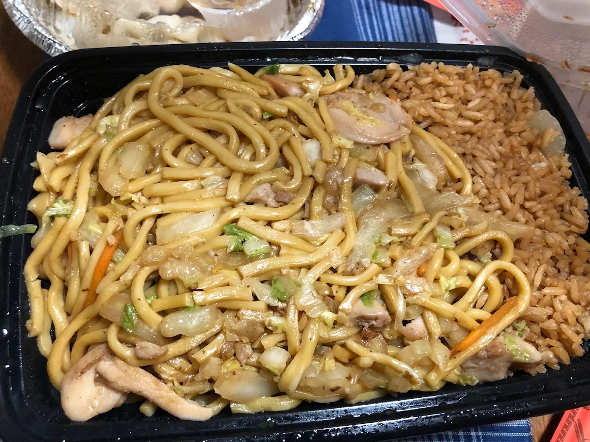 Lo Mein Combination Plate