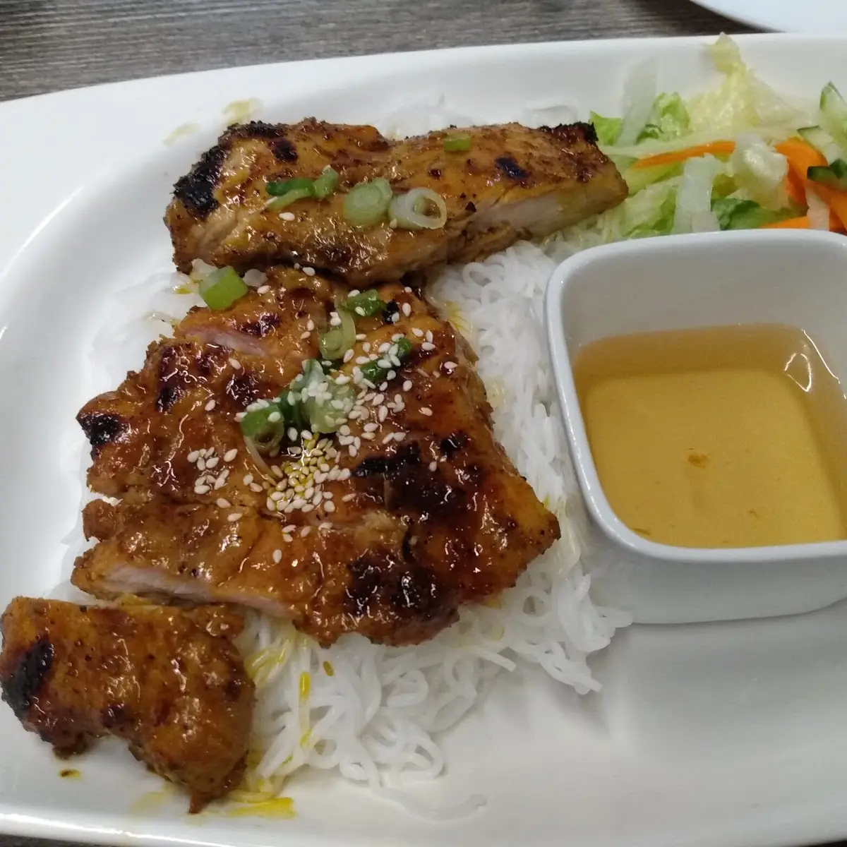 Grilled Chicken Vermicelli - Oo