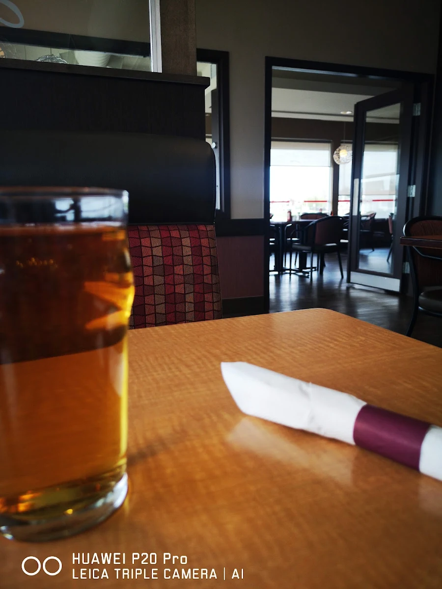 Apple Juice, Smitty's Restaurant & Lounge - Stettler