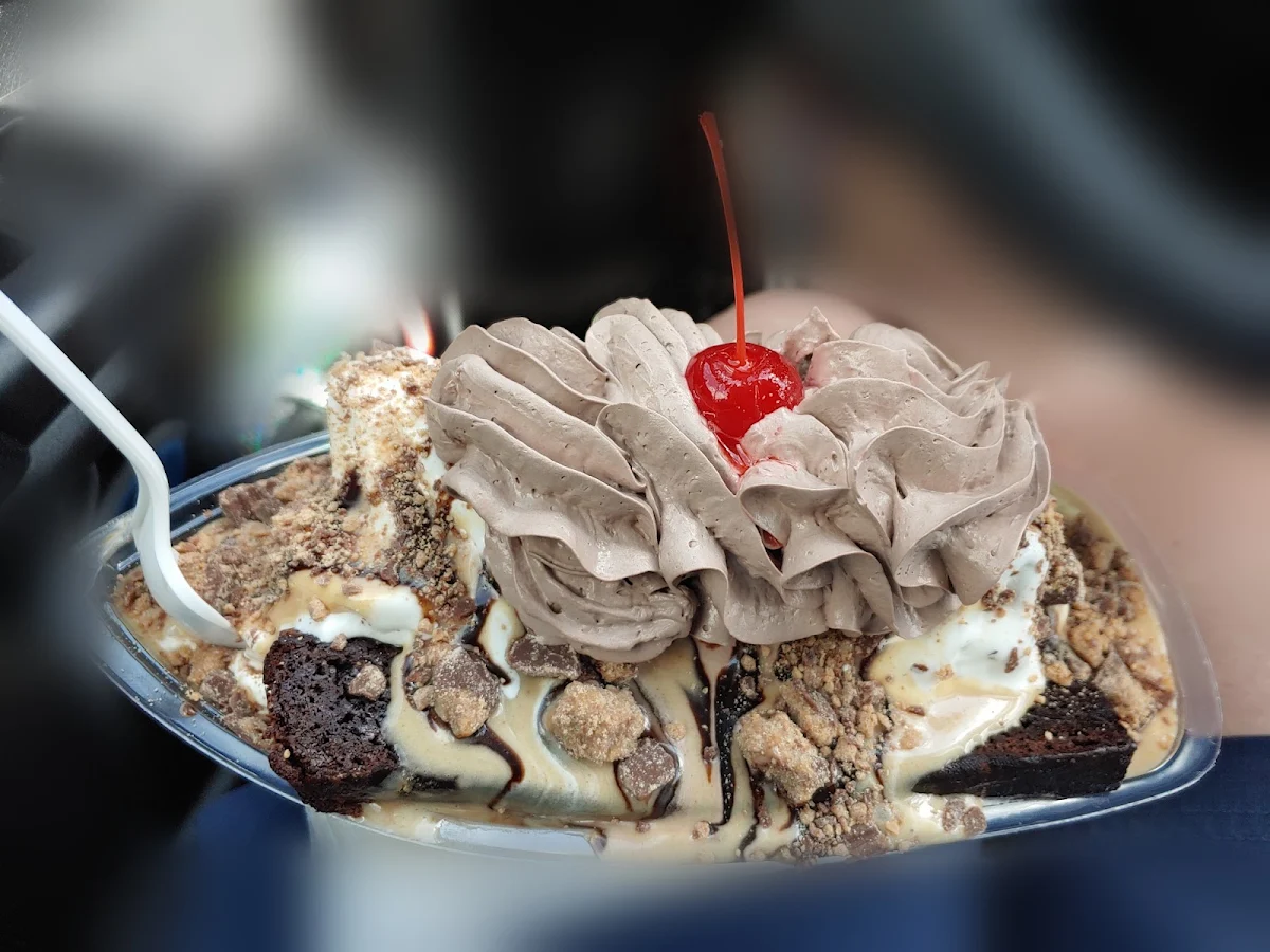 Peanut Butter Brownie Boat