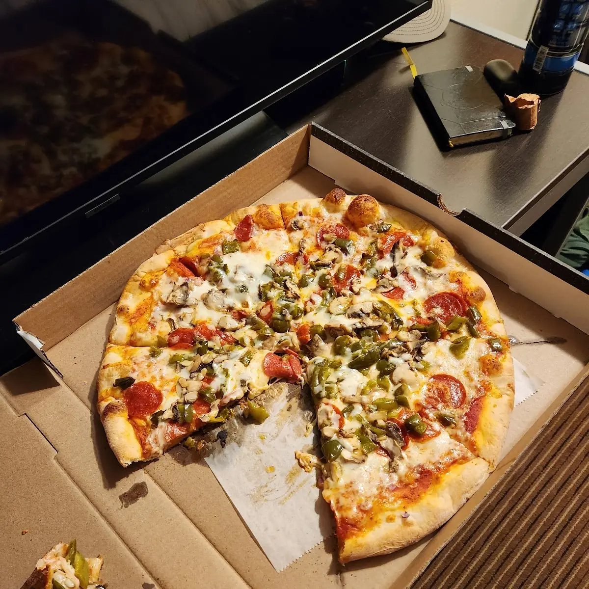 Cheese Pizza with Pepperoni Onions Mushrooms