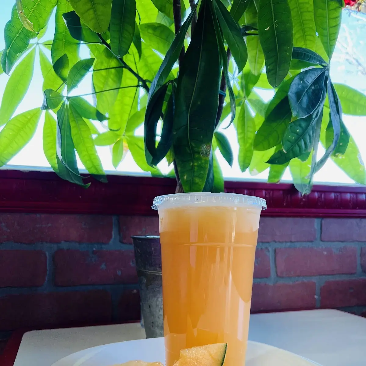 Large Cantaloupe Melon Agua Fresca