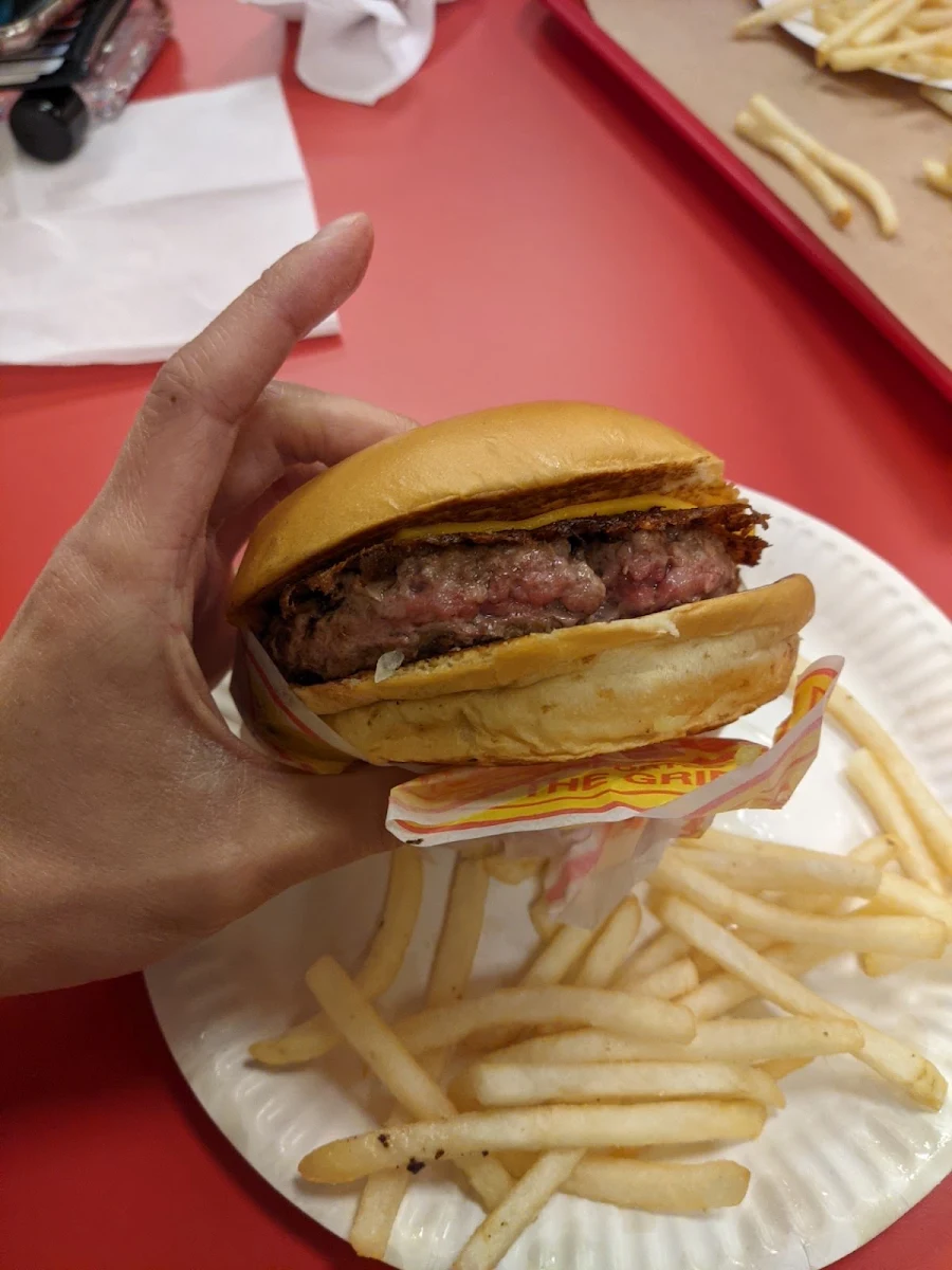 Cheeseburger with Thick Patty, Hoodburger Applecross
