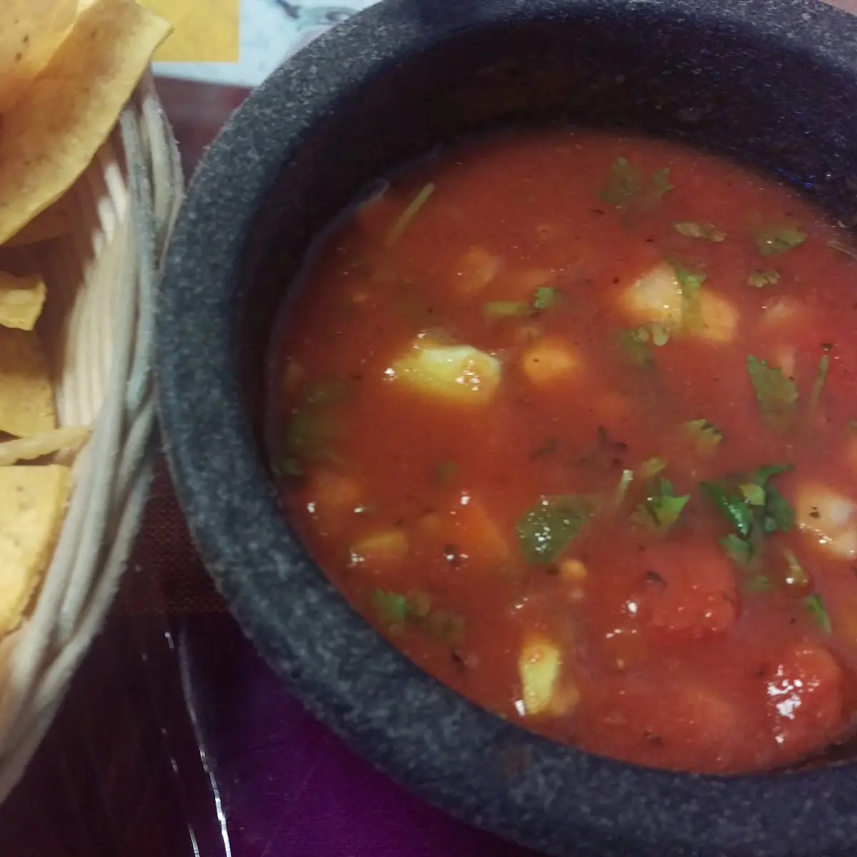 Corn Tortilla Chips & Salsa